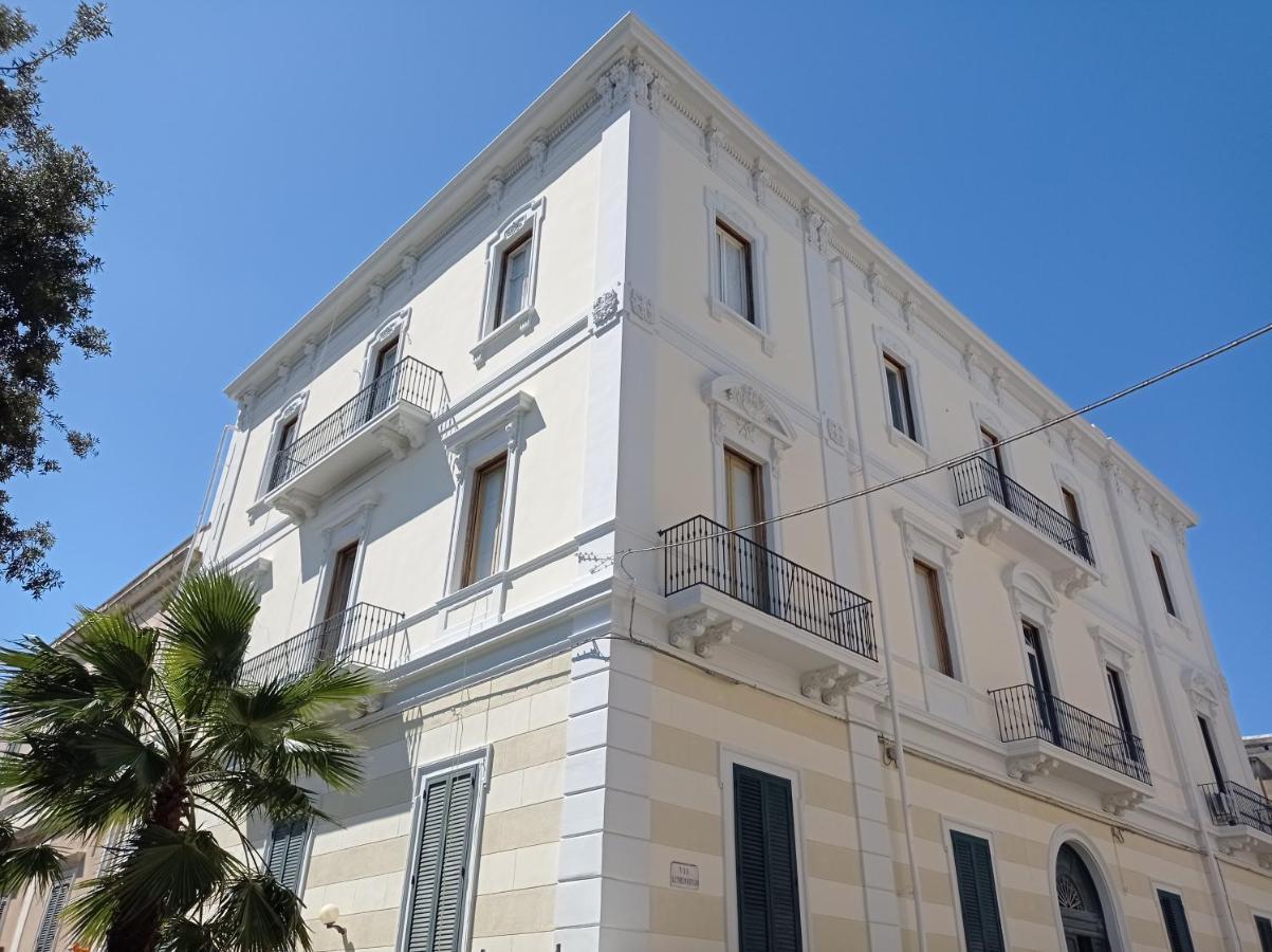 Ilcastellano - Suites & Apartments Lecce Exterior foto